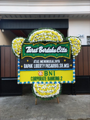 Papan Bunga Duka di Ropang