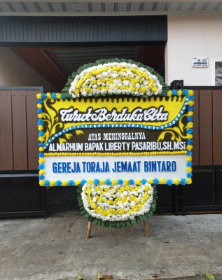 Papan Bunga Duka di Ropang